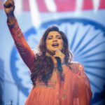 Shreya Ghoshal Instagram - Still processing the news!! A national award!! For #MaayavaChaayava♥️♥️ God is kind🙏🏻 All thanks to you @arrahman sir for giving me this gem. And @radhakrishnan_parthiban sir for your vision and courage to make a unique and a beautiful film #IravinNizhal and making me a part. Thank you fans♥️🙏🏻 you have always made a special place in your heart for me and for this song too. Love you forever ♥️♥️♥️