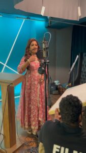 Shreya Ghoshal Instagram - That sneeze that refuses to happen 🤧 anyone else in the same boat as me! 🌧️