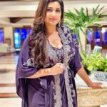 Shreya Ghoshal Instagram – Purple love.

@aariindia @azotiique @stylebysaachivj @styledbynikinagda