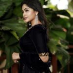 Shritha Sivadas Instagram – Mua @jo_makeup_artist
Photography @kunjippaaru
Costume @prakrithi_by_ramya
Styling @stylestoriesbypriyanka
Videography @_shutter__bug
@yedukrishnan._
Jewellery @meralda.jewels
Camera Assiatant @kedarhist_
Location @crowneplazakochi Crowne Plaza Kochi