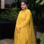 Shritha Sivadas Instagram - 💛🌻 Photography: @_shutter__bug @yedukrishnan._ MUAH : @jo_makeup_artist Styling: @stylestoriesbypriyanka #yellow #instagram #instafashion #makeup #styling #kochi #pose