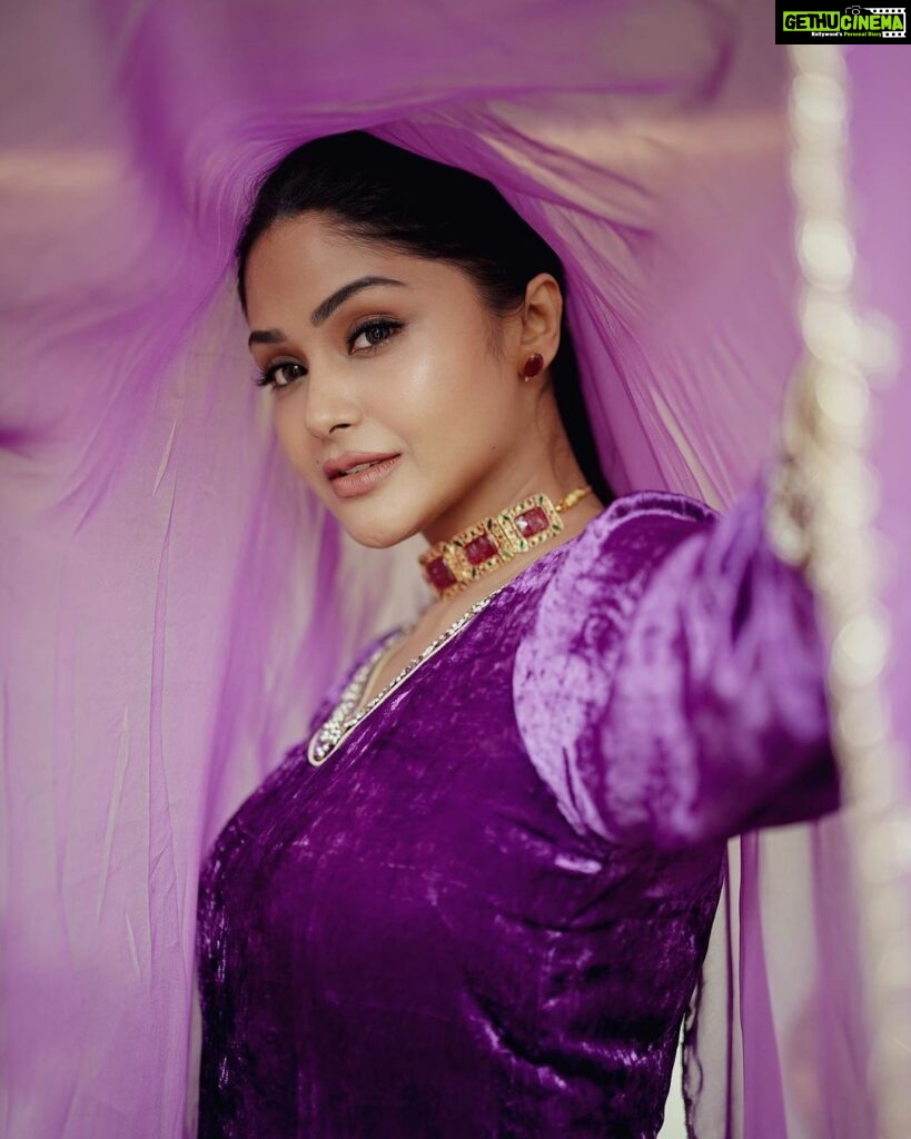 Shritha Sivadas Instagram - 💜💜💜 📸 : @kunjippaaru MUAH: @jo_makeup_artist Styling: @stylestoriesbypriyanka Outfit : @calico__boutique Jewellery: @meralda.jewels #instagram #instagood #instadaily #purple #purplelove #photooftheday #photo #photography