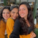 Shriya Pilgaonkar Instagram - Cold beach + hot ricotta pancakes🍓🌊 And a whole lotta love for @z.osullivan @sydneyfixerandbeyond @sydney @australia #australia #Bondi @bondibeach #Ausis Sydney, Australia