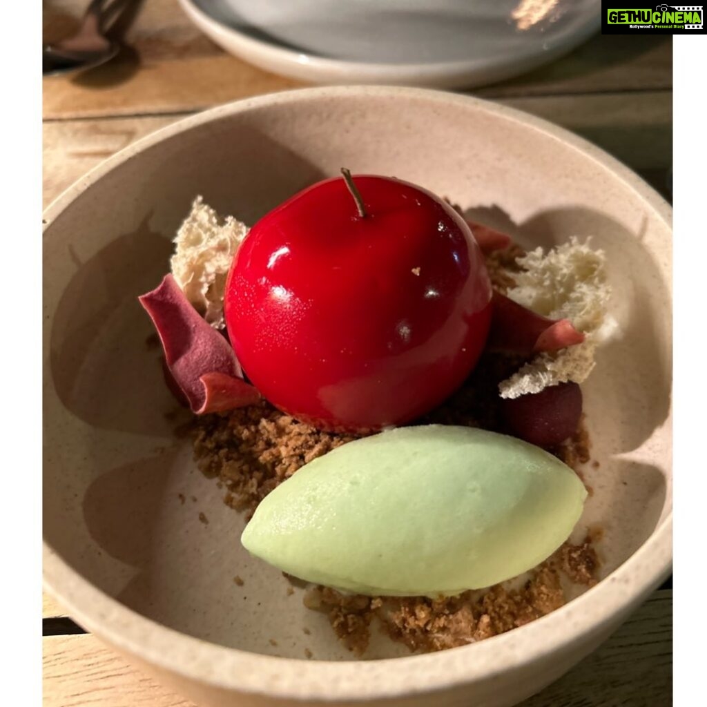 Shriya Pilgaonkar Instagram - The Forbidden Fruit 🍎 Apple 6 ways :Apple and bourbon mousse, apple sponge, sour apple gel, apple crumble, compressed apple and apple sorbet . The apple itself is white chocolate . This is perhaps the prettiest ,most exquisite desserts I have eaten 🤯 It tastes as good or even better than it looks. I marvelled at it for 10 min before digging into it. It was dreamed up by the exceptionally talented pastry chef Julia . An entire dish out of just one ingredient. If you’re a fellow Masterchef Australia fan, you may remember @reynoldpoer making a fantastic version of this ! That’s where I remember it from. Culinary artistry. The food in Australia is just unbelievable 🙌🏼Thank you for this incredible experience @sydney @6headaus @australia 6HEAD 1788