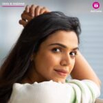 Shriya Pilgaonkar Instagram - Yeh nadaan kahaniyan aur kirdaar, aa gaye hai aapki life ko aur colourful banane!🥰 https://jiocinema.onelink.me/fRhd/e7u4qgdo #IshqENadaanOnJioCinema now streaming free. @merainna @larabhupathi @shriya.pilgaonkar @suhailnayyar @neena_gupta @kanwaljit19 @crimrinal @officialjiostudios @officialjiocinema #JyotiDeshpande @avishek_g #ManishaW @rajmalik165 #AVMAMEDIA #IshqENaadan @panoramamusic @believemusicindia