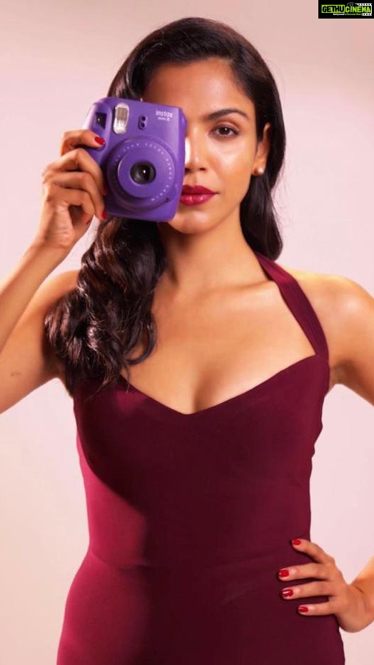 Shriya Pilgaonkar Instagram - Eye patches for a chill self-care night in or a bold lipstick for a fun night out—there’s something for every mood you might be in 🤝 Recreate this reel and stand a chance to win something epic. Rules: 1. Tag @tirabeauty in your version of this reel. Include the hashtag #ForEveryYou 2. You must be following @tirabeauty 3. You must be over 18 years of age and a resident of India. #TiraBeauty #ForEveryYou