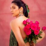Shriya Pilgaonkar Instagram – 🌺
 #ShriyaXTorani
Wearing @toraniofficial
Photo & film courtesy @filambyatg 
Hair @ranthlei_maria @bkcad
Make up @rawat_anita13