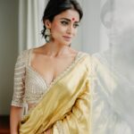 Shriya Saran Instagram - Shot by @deepak_vijay_photography For @vrk_heritage store launch Blouse @sithara_kudige Saree @vrk_heritage