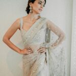 Shriya Saran Instagram - Shot by @deepak_vijay_photography Make up @makeupbymahendra7 Wearing @jayantireddylabel
