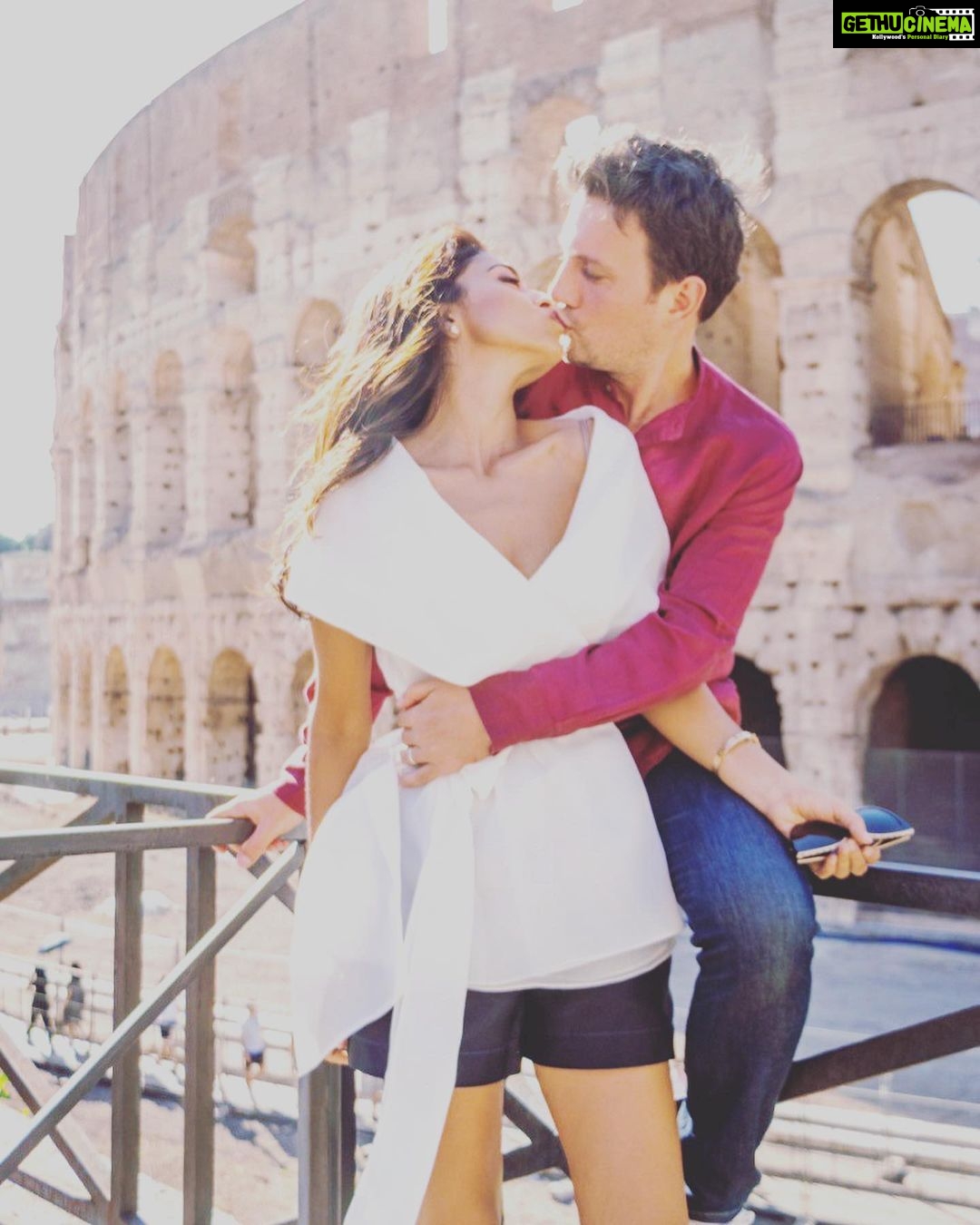 Shriya Saran Instagram - Kiss in rome , @gtholidays.in @andreikoscheev @_sajju_23_