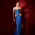 Shriya Saran Instagram - Wearing @falgunishanepeacockindia Styled by @sukritigrover Make up @sakpalnilesh267 Hair @@sankpalsavita Shot by @akshay_26