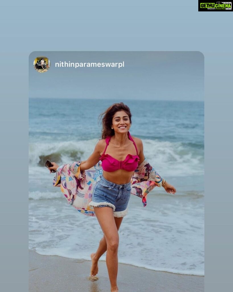 Shriya Saran Instagram - Ocean makes me happy @niraamayawellnessretreats @gtholidays.in @nithinparameswarpl @payalsinghal