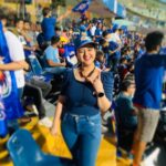 Shriya Sharma Instagram - Free mein #pepsi ko promote?😂 #BeAuthentic #BeYou Wankhede Stadium Mumbai