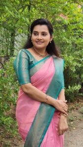 Shruthi Raj Instagram - Sarees @lfab_creations ...

They are  having saree shop at Karaikudi ..Best quality sarees at less price . 

Easy returns & exchange options available .

Shop address : 
Lfab creations 
APS corner 
Shop no 32,33 1st floor 
Police colony road 
Sekalai, karaikudi-630002 
9342547887