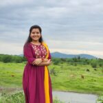 Shruthi Raj Instagram - 𝐼𝐹 𝑌𝑂𝑈 𝐴𝑅𝐸 𝐿𝑂𝑂𝐾𝐼𝑁𝐺 𝐹𝑂𝑅 𝐵𝐸𝐴𝑈𝑇𝑌, 𝑌𝑂𝑈 𝑊𝐼𝐿𝐿 𝐹𝐼𝑁𝐷 𝐼𝑇 𝐼𝑁 𝑁𝐴𝑇𝑈𝑅𝐸💚💚💚 Tiruttani