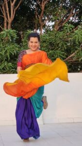 Shruthi Raj Instagram - Grab your saree  @prym_designer

Satin Saree with Peacock feather design highlighted with stone work comes with satin blouse. 

Blouse in video is for styling purpose.

DM Prym_Designer for booking

Follow @prym_designer  for more designer Saree collection