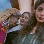 Shruthi Rajanikanth Instagram - We gurlls missing nathoo @aswathysreekanth 🙈 @iamtessajoseph ❤️#chakkappazham #location #bts