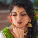 Shruthi Rajanikanth Instagram - Pacha💚🍀 📸 @nomadic_frames Costume @snazzy_fashion_design Mua @nbmakeovers_ Ornaments @mayoorajewelerydesigns Fort Kochi