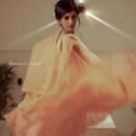 Shruthi Rajanikanth Instagram - Blurry dreams ❤️ 📸 @nomadic_frames @_sree_hari_ds_ mua @arun_pra.kash costume @laagire loaction @muacafecochin camasst @_vishnu__k_s__ @the_______survivor