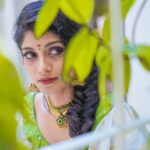 Shruthi Rajanikanth Instagram - Pacha💚🍀 📸 @nomadic_frames Costume @snazzy_fashion_design Mua @nbmakeovers_ Ornaments @mayoorajewelerydesigns Fort Kochi