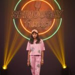 Shruthi Rajanikanth Instagram - Something #seriouslyfunny is cooking 🧑‍🍳😂 thank you @imvishnuashok ❤️ @mazhavilmanoramatv