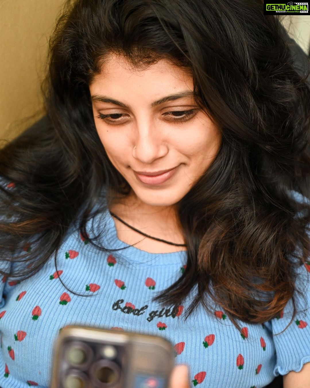 Shruthi Rajanikanth Instagram - Being you can attract right people into your life 💯🦋 📸 @the_______survivor DD Diamond Valley