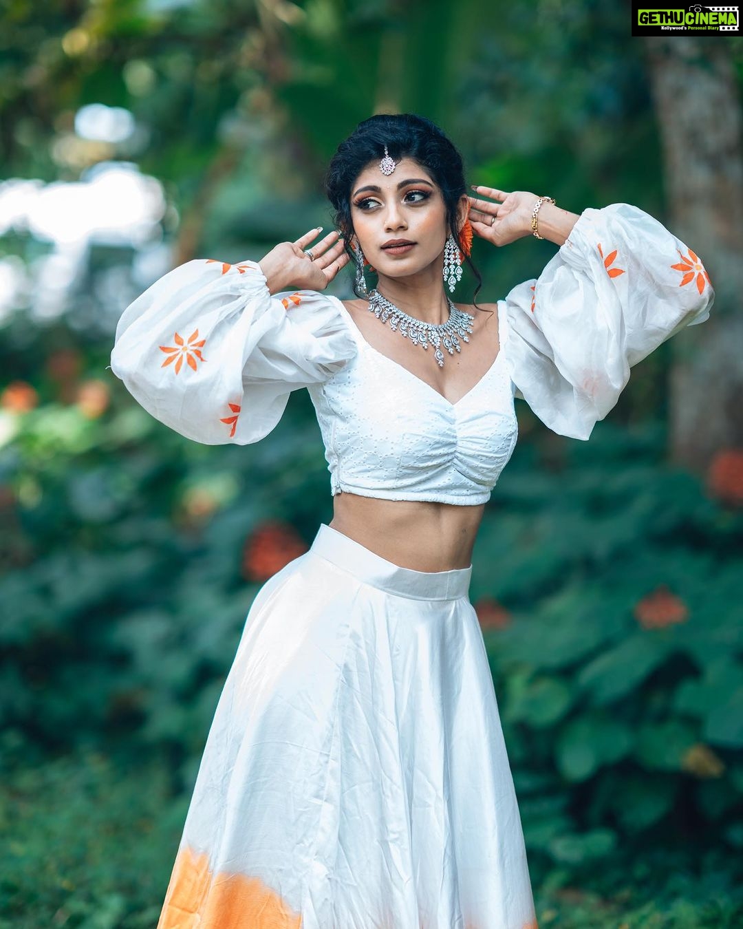 Shruthi Rajanikanth Instagram - ❤️🧿🦋 📸 @picstory_josecharles Mua @ftvsalon.mgroad.kochi @makeupartist_preetkaur Ornaments @parakkat_jewels Costume @rohinis.designs