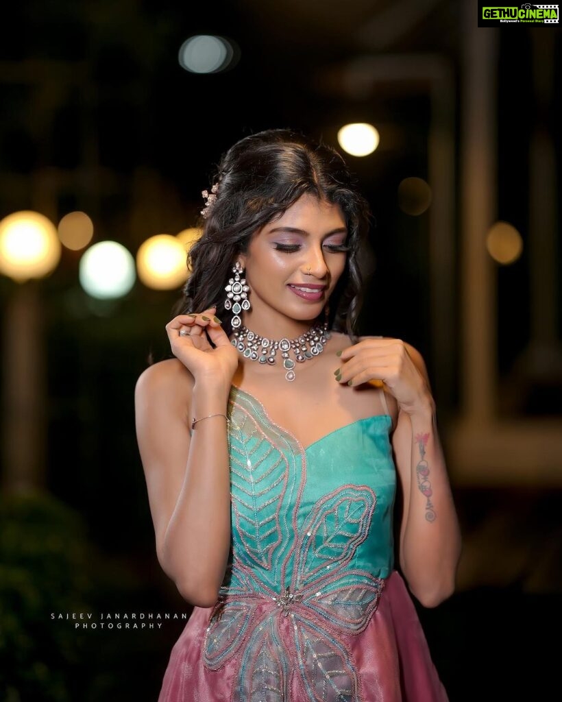 Shruthi Rajanikanth Instagram - Fairy tales always have happy ending ….in reality all we have to do is just believe 🦋💫cage 💫 📸 @sajeev_janardhanan_photography Mua @makeupbyanil Costume @avaanahdesignerstudio Ornaments @golden_cup_fashion_jewellery Location @villageofblossom