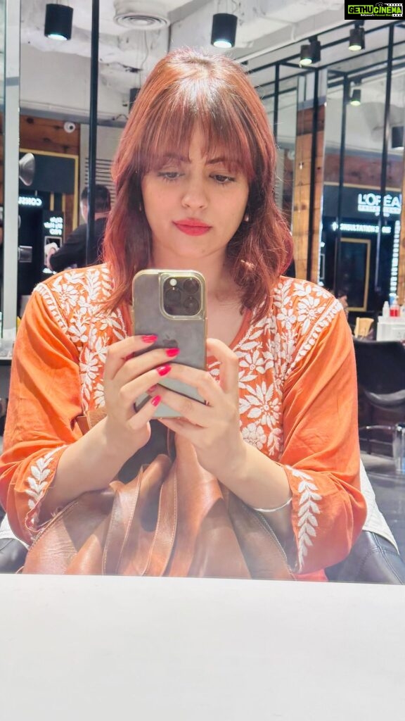 Shruti Sodhi Instagram - Bangs deserve a full reel space esp on 🥕 hair (also since the styling might not last😆 kyunkiiii wavy hair+humidity+bangs = short noodles on the forehead 24*7) #shrutisodhi #redhair #bangs