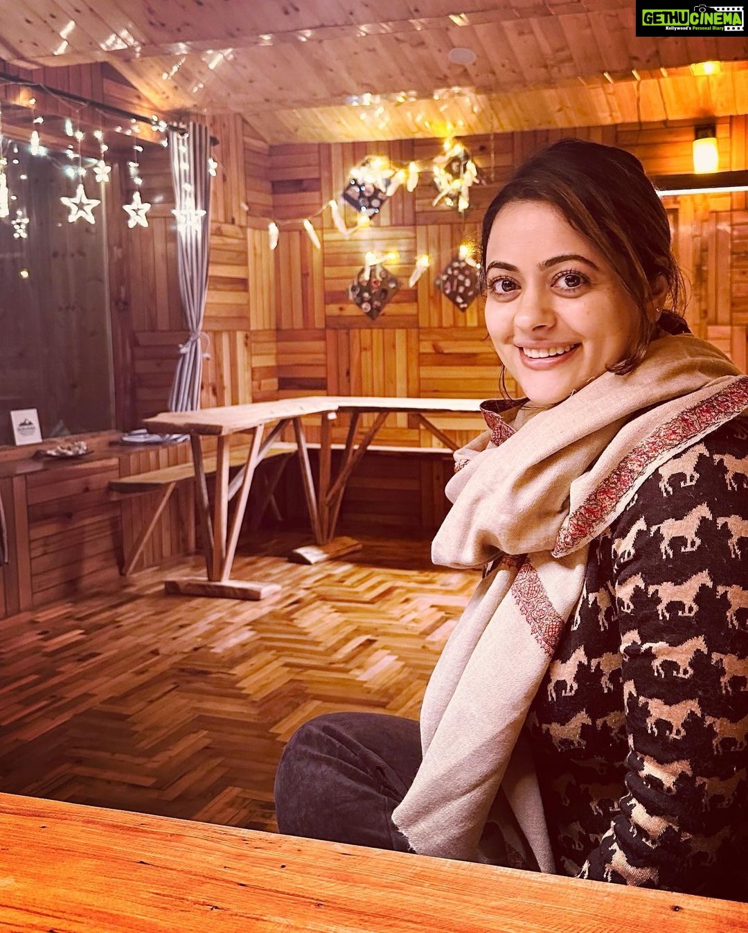 Shruti Sodhi Instagram - June photo dump 📸 JUNE was all sorts of old and new. JUNE taught me to embrace all that’s true. JUNE opened my eyes to what I already knew. JUNE said the one who loves you the most is you❤️#photodump #shrutisodhi #june #month