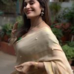 Shrutika Instagram - Vibing with the trend!! Costume @thariibyshrutika #jhumka #whatjhumka #karanjohar #rockyaurranikipremkahani #indiancinema #cinema #bollywood #kollywood #trending #reelsfeelit #instagram #instareels #instafashion #dance #hookstepchallenge #instareelsindia❤️