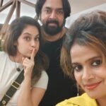 Shrutika Instagram - Me with my favourites 😍 Family! #instagram #post #picture #pics #monday #mondaymorning #instagood #instalike #family #famjam #favourites #fav #happy #love #peace