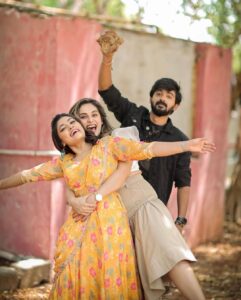 Shrutika Instagram - 🤗🤗🤗
@shrutika_arjun @abhirami_official @roshniharipriyan @actormuthukumar 

📸 @dhanush__photography 

#cwc #vijaytelevision #cookwithcomali