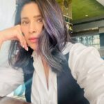 Shubhaavi Choksey Instagram - I stumbled upon so many photoshoots that I have been a part of and forgotten about them… So here’s a small compilation of different versions of me … #reelitfeelit #reelkarofeelkaro #old #new #photography