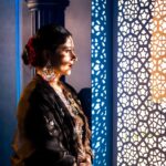 Shubhaavi Choksey Instagram - Mohabbat toh hum karte hain… Par yeh humaari haqiqat hai ki duniya se zyaada hum apne aapse mohabbat thodi zyaada karte hain… Photographed : @shotbyrohitdey Makeup and Hair: @amuthevar Styled : @jaferalimunshi Outfit: @aachho PR courtesy for look : @dinky_nirh PR : @oceanmediapr Location : @setsinthecity.in #indianwear #photography #simplicity #2023