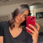 Shweta Basu Prasad Instagram - Van selfies for no reasons at all!