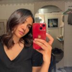 Shweta Basu Prasad Instagram - Van selfies for no reasons at all!
