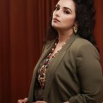 Shweta Menon Instagram - Always lovely to work with u dear sister Actress @shwetha_menon Makeup Artist @avinash_s_chetia @sonybaby156 👰‍♀️👰‍♀️💅💅💃💃💄💄💋💋💕💕💖💖💞💞😘😘🙏🙏🧿🧿 #keralaweddingmakeup #keralawedding #keralaweddingstyles #keralabride #keralaweddings #onam #pongal #keralaengagementmakeup #sareeceremony #bridesofsouthindia #keralaweddingphotography #bride #keralamuslimbride #diwali #weddinghairstyle #picoftheday #guruvayurwedding #kerala #keralajewellery #bestweddingmakeupinkerala #traditionalbridalmakeupinthrissur #bestofinstagram #fashion #bridalmakeupinthrissur #tradionalbridalmakeup #mostbeautifulgirlintheworld #keralabridalhairstyle #traditionalattire #muslimbridalmakeupinthrissur #hindubridalmakeupinthrissur Wayanad Kerala വയനാട്