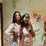 Shweta Tiwari Instagram - #goa #photodumpingletsgo