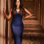 Shweta Tiwari Instagram - Styled by @stylingbyvictor @sohail__mughal___ Assisted by @styleby_antara Jewellery @blingvine Clicked by @amitkhannaphotography Hair @hair_by_rahulsharma Makeup @durgedeepak76 Location @novotelmumbaiairport
