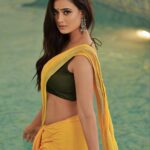 Shweta Tiwari Instagram – 🪷

Clicked by @amitkhannaphotography
Styled by @stylingbyvictor @sohail__mughal___
Assisted by @janvijain123 @styleby_antara
Earrings @rubans.in @oakpinionpr
Ring @anthajewels @manalirawat
Makeup @dishisanghvii 
Hair @nidhii.makeovers