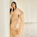 Shweta Tiwari Instagram - Outfit @vinitaparyaniofficial Styled by @stylingbyvictor @sohail__mughal___