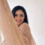 Shweta Tiwari Instagram - Outfit @vinitaparyaniofficial Styled by @stylingbyvictor @sohail__mughal___