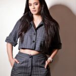 Shweta Tiwari Instagram – Outfit @apara.in 
Clicked by @amitkhannaphotography
Styled by @stylingbyvictor @sohail__mughal___
Assisted by @janvijain123
Makeup @dishisanghvii
Hair @nidhii.makeovers
