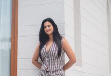 Shweta Tiwari Instagram - 🩶🩶🩶 @deepak_das_photography @stylingbyvictor @sohail__mughal___