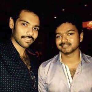 Sibi Sathyaraj Instagram - Wishing our favourite #thalapathy @actorvijay anna a very happy bday and  a wonderful year filled with Happiness,Joy and Love🥰💐

#vijay #thalapathyvijay #hbd #hbdthalapathyvijay #leo