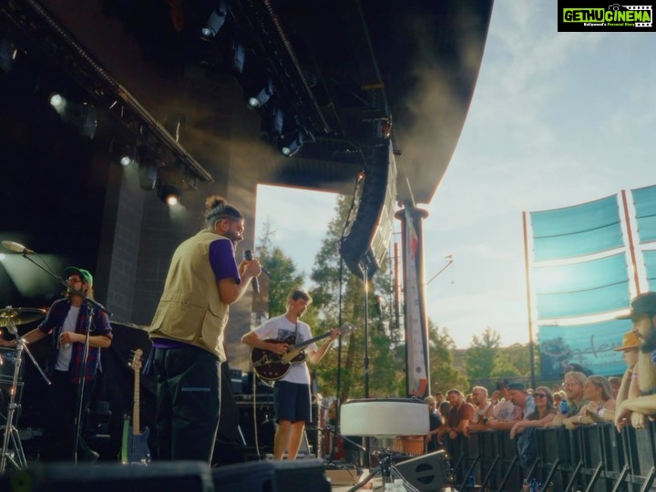 Sid Sriram Instagram - Big big love to every city we’ve stopped at so far during this @boniver run. Here’s a short clip of “Came Along” from the Ogden Amphitheater 📽 @rajidselim All love The Ogden Amphitheater