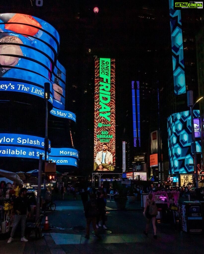 Sid Sriram Instagram - Check out the SIDHARTH album on @spotify’s New Music Friday Dope to see this Billboard in Times Square in NYC Love to everyone who’s spinning the album, comment your fav song so far! And keep spinning (stream link in bio) @mikehamiltonjr @arsononly @ahmedklink @kwasikessie All love, no hate