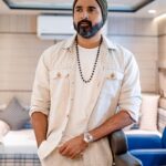 Sivakarthikeyan Instagram - 😊❤️👍 Styled by @praveenraja Photographed by @sinty_boy