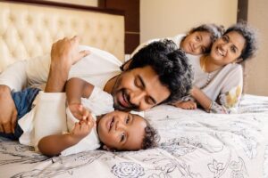 Sivakarthikeyan Instagram - Happy birthday da Thambi ❤️❤️🤗🤗

Thank you for capturing these lovely memories @mommyshotsbyamrita ❤️❤️👍